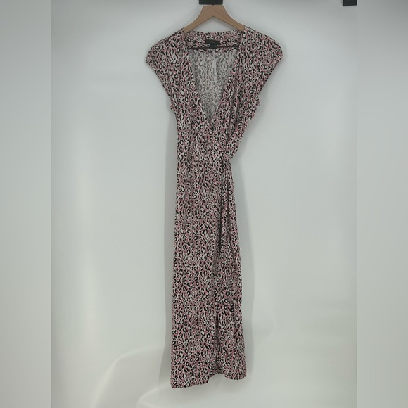 "NWT" J Crew Midi Wrap Dress Soft Rayon Pink Leopard Print In Size‎ XS - Picture 3 of 13